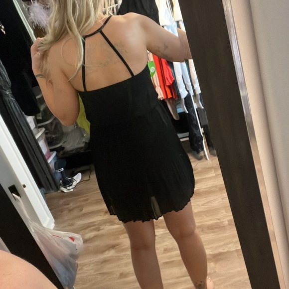 Lush Strappy Back Pleated Bottom Dress - Picture 12 of 14